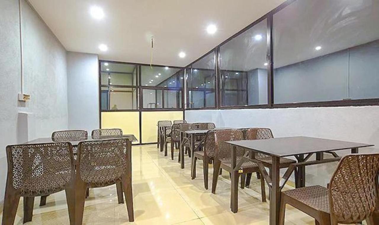 Hotel Hrg Destiny 54 Indore